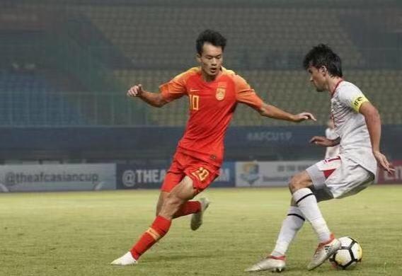 国青两连败小组提前出局后口出狂言,网友:中国