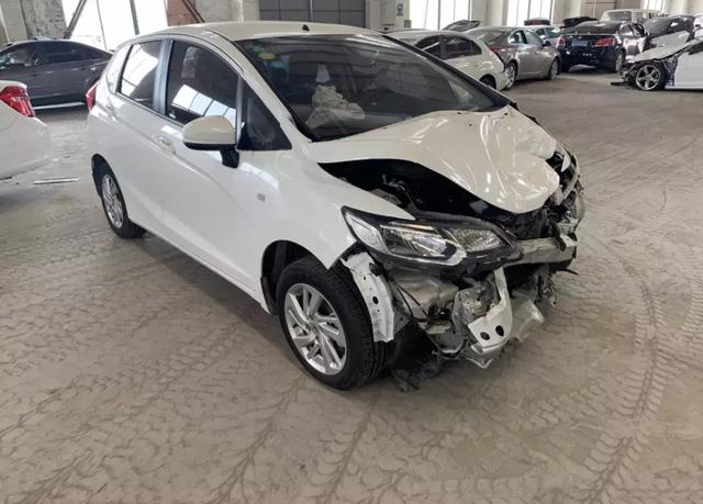 【汽车资讯】一辆车挣十万块，搞事故车的利润真的那么高吗