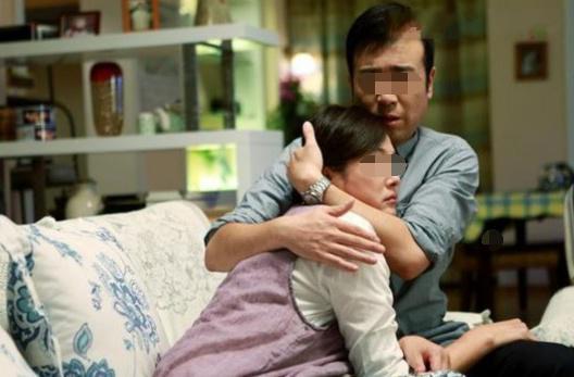 乡村阿飞：每月给弟弟5千，回趟娘家，看到我妈喝白粥，我大骂弟弟不孝