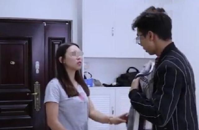 乡村阿飞：每月给弟弟5千，回趟娘家，看到我妈喝白粥，我大骂弟弟不孝