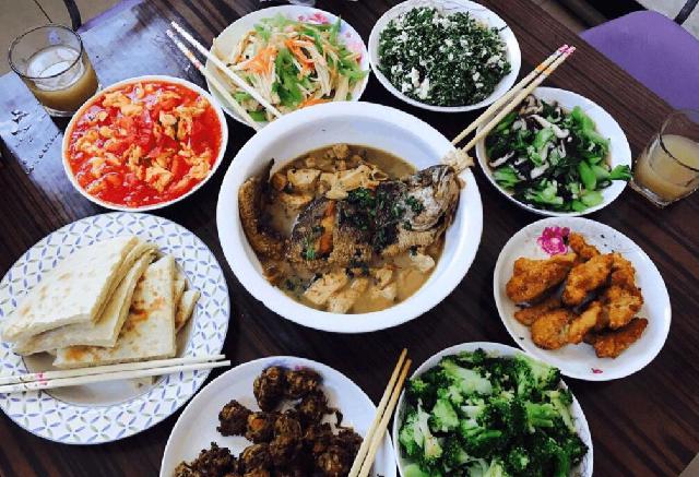 「8点故事」亲情的寄托，竟然在一条鱼身上，人要懂得感恩！