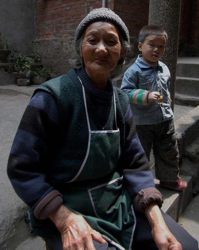 「8点故事」亲情的寄托，竟然在一条鱼身上，人要懂得感恩！