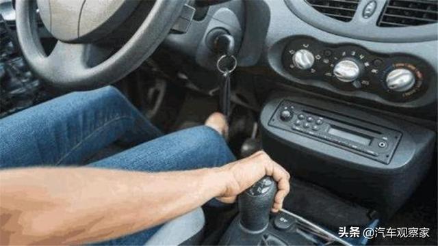 #汽车观察家#手动挡汽车的离合器过度磨损时有哪些表现？