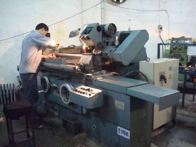 「老侯解车」汽车上那么多形状各异的零部件，它们都是怎么制造出来的？