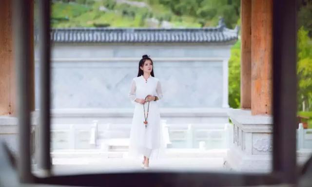 柠檬美文@善待妻子，她才是你一生的财富