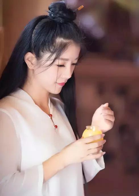 柠檬美文@善待妻子，她才是你一生的财富