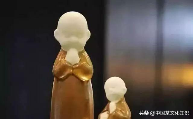 浅浅情感说@人走茶凉，是自然规律；物是人非，是社会常态