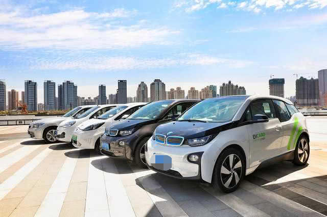 [汽车超级粉丝]共享汽车被“逼疯”了，车内发现不明液体，素质令人发指