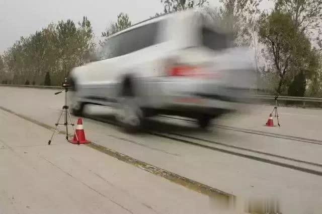 「上汽斯柯达兰州众达」开车容易刹车难，会刹车的司机才是好司机