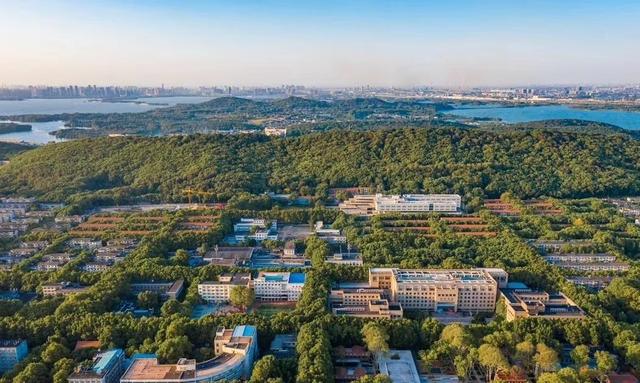 「校园留声机」这样读大学，你才不会后悔