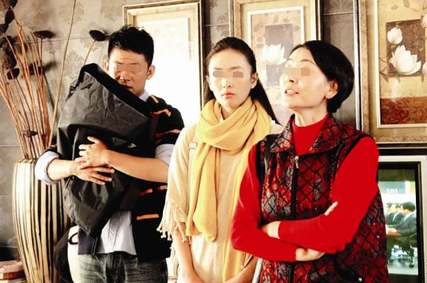 「网逛社会」小姑一家来我家做客，我好吃好喝招待，第二天老公却要跟我离婚