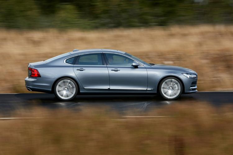 「汽车森林」自降身段能否博得消费者欢心？沃尔沃S90断尾求生或许并没有用