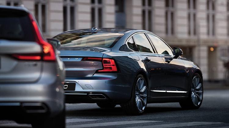 「汽车森林」自降身段能否博得消费者欢心？沃尔沃S90断尾求生或许并没有用