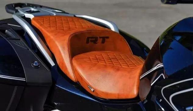 「懂车刘」最好的大型休旅车，来自宝马的“公路王者”，比汽车还舒适和运动