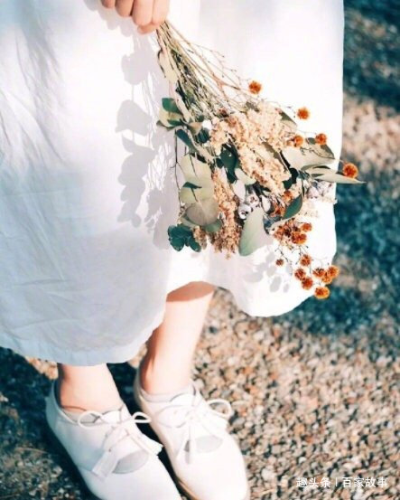 「百家故事」可以看到别人的光芒，但也要信仰自己的力量