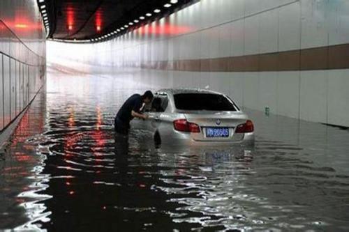 「车大白」电动汽车泡水以后，如何检查才能排除安全隐患呢？
