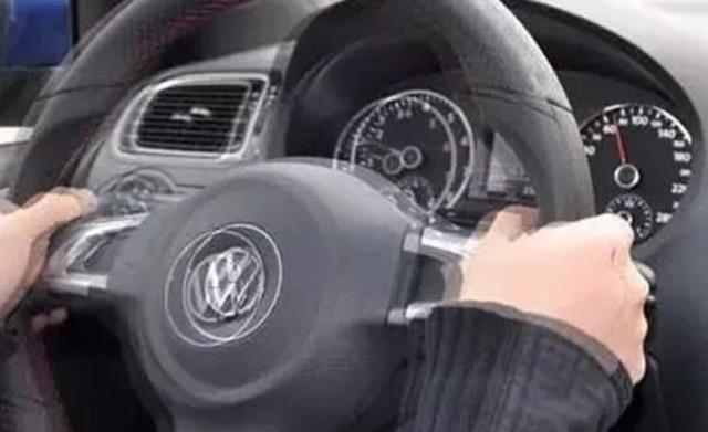 【汽车有点味】如果汽车发出这几个“信号”，就要及时清理积碳，汽车不抖动力足