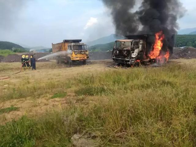 缅北又有货车遭纵火，网友猜测“真凶”，佤联军作出回应