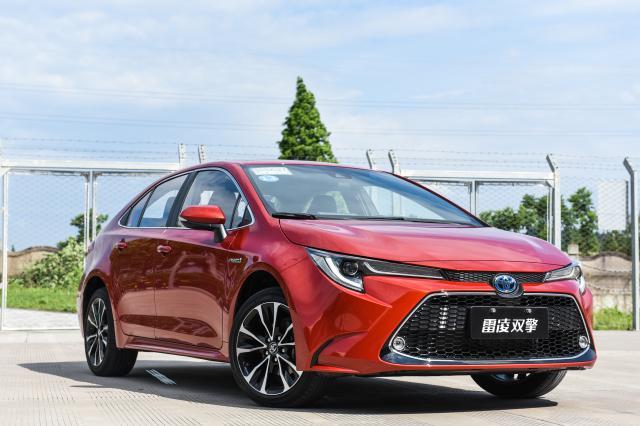 「广汽丰田汕头合众店」不会侧方位停车？独门秘籍包你很窄的地方也能把车停好