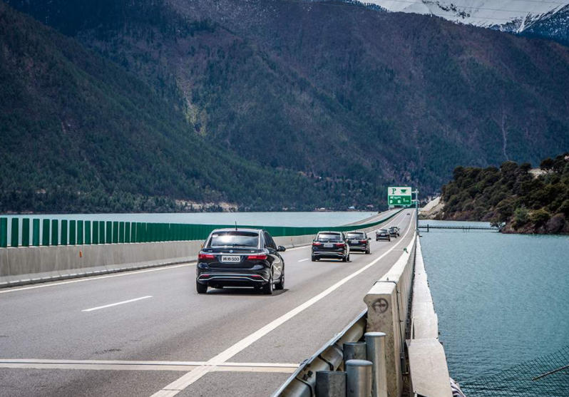 [小丁娱乐]一辆车连续不停能开多久？修车师傅：记好这个数，别等大修再追悔