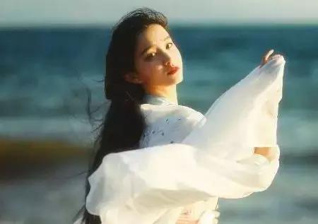 美文鉴赏■女人长相年轻，是这四点原因