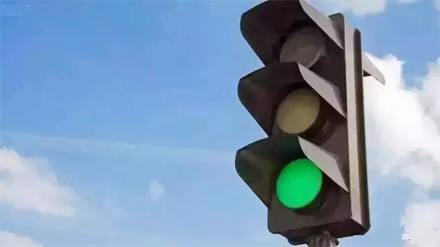 「职业骑士」你知道2019年哪些交通规则最容易被忽视？