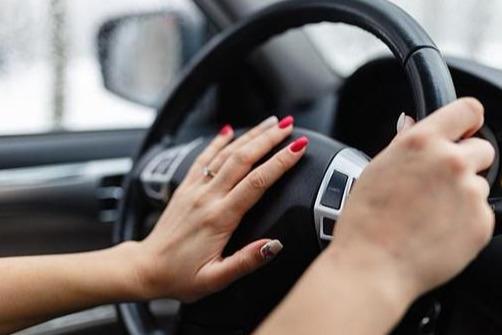 [海外瞭望]汽车已成为生活负担，英国人每年要花63个小时上下班