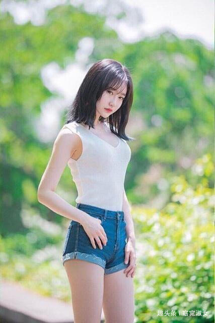 窈窕淑女@人不怕孤独，而怕受伤；心不怕没人疼，就怕没人懂！