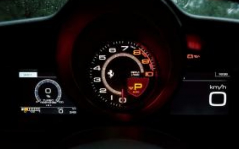 [泼墨书青春]为何内行人从不买SUV？交警：这才是聪明人啊