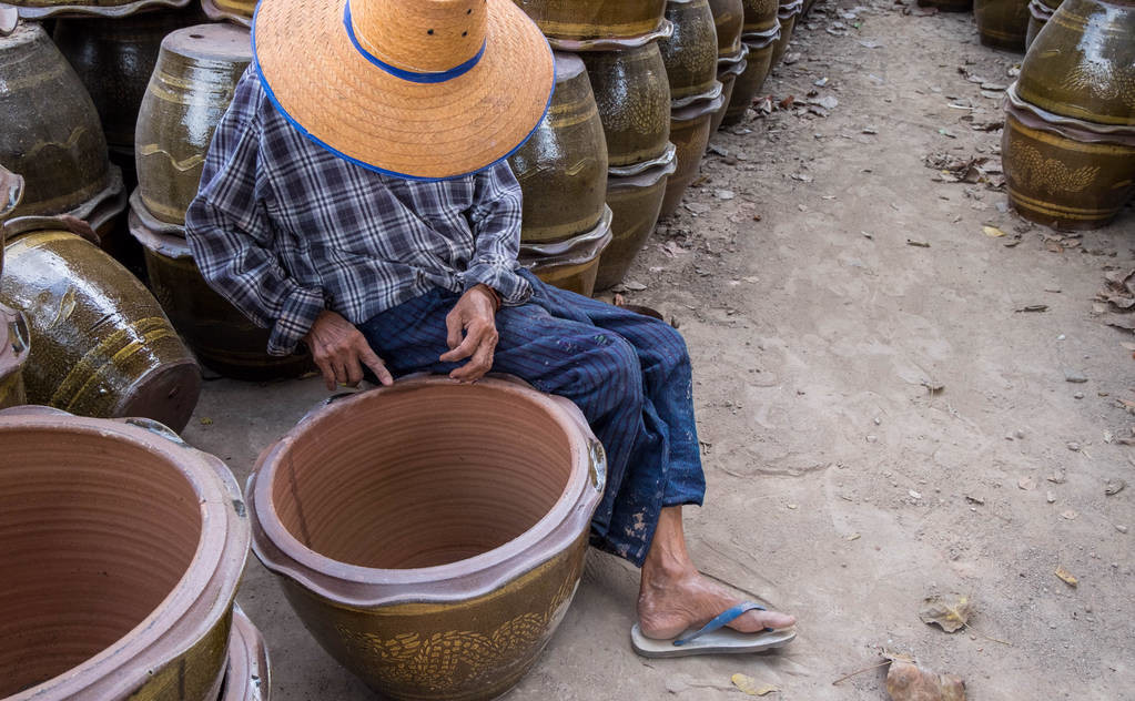 #萍行职场#混得再差，也别从事三性工作，做的时间越久越糟糕