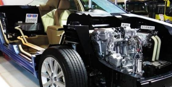 行者车视觉■第一批“绿牌”汽车终于要换电池了，看到更换价格后，车主：换车