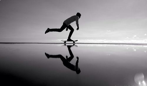 「单身的X小姐」想做个牛人，先当块好的“垫脚石”