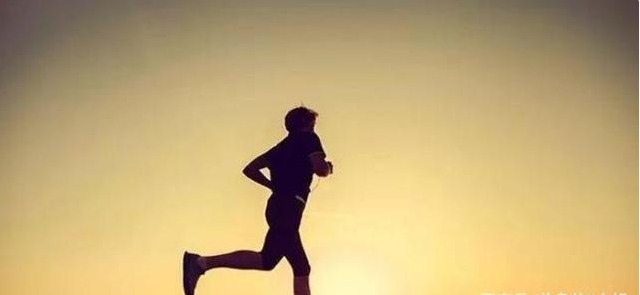 「单身的X小姐」想做个牛人，先当块好的“垫脚石”