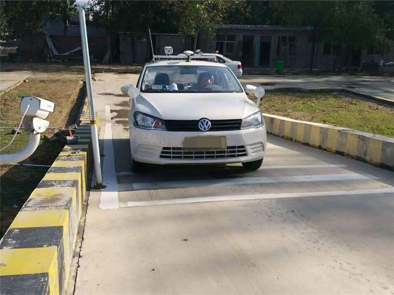 「汽车界小哥」考驾照全靠运气？教练：聪明根本不管用，勤奋也许是枉然！