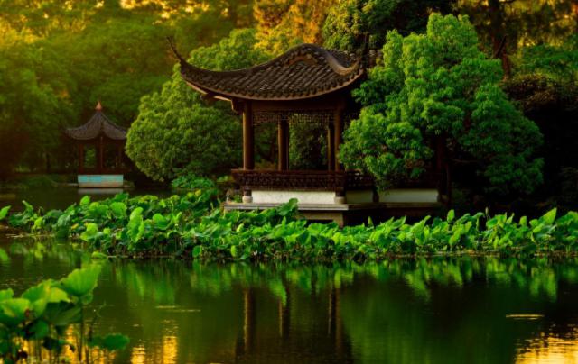 「小冉姐姐的夏天」这3个生肖女，温柔善良乐于助人，其中有你吗？