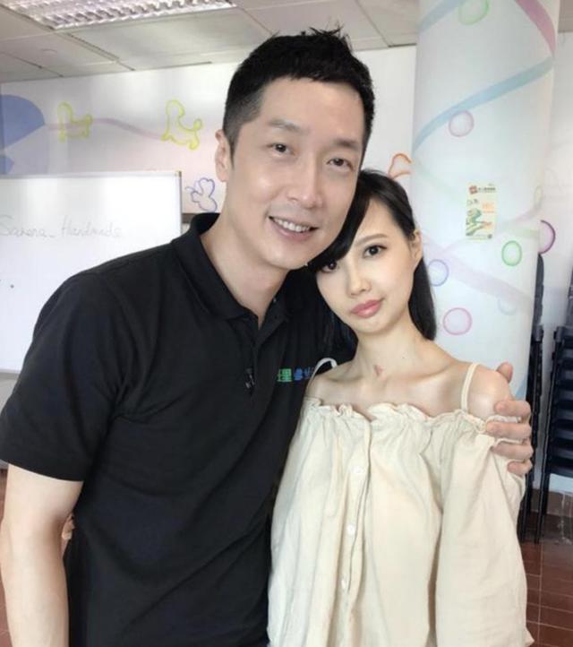 29岁香港抗癌歌手李明蔚术后情况不乐观，感谢马浚伟无私出钱出力