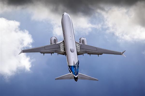 737 Max 坠机事件：波音 CEO 要出席听证会接受调查