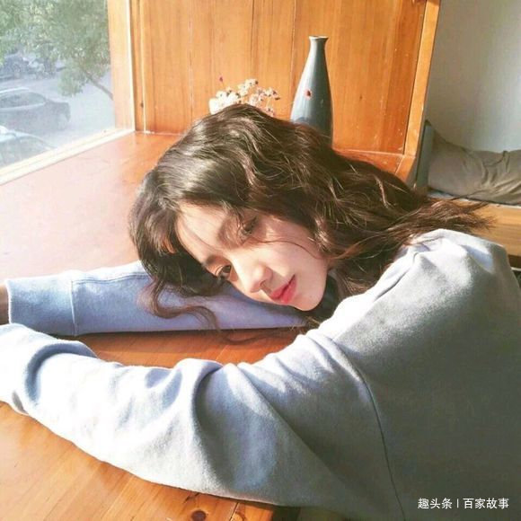 百家故事@宁愿跑起来被拌倒无数次，也不愿规规矩矩走一辈子