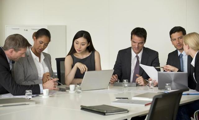 【晓一岁】领导要开除你就用这三招，聪明员工不傻傻等待，早知道早留好退路