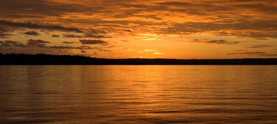 临颍快报■”话有三不说，忙有三不帮“，10个字，蕴藏着处世大智慧
