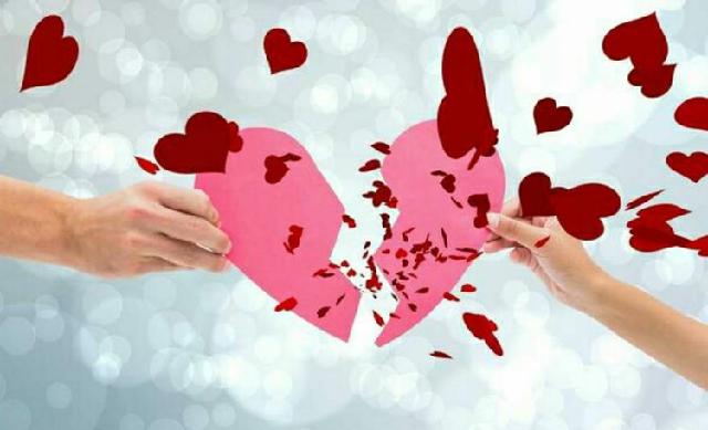 「乡村阿飞」小姑子狠踢我一岁的儿子，我打了她一下，老公说再有下次就离婚