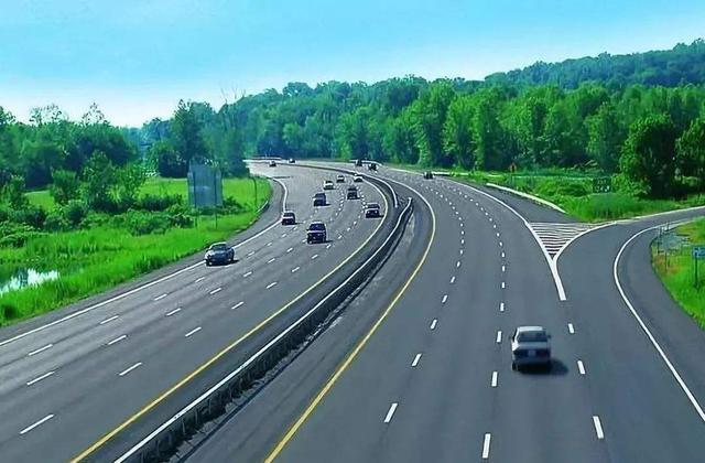 [养车宝典]保养就是换机油？这个想法太简单了，汽车保养的项目多到你想不到