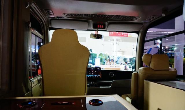 #试车极速报告#新能源高端商务用车典范，全新比亚迪C6核心技术解析