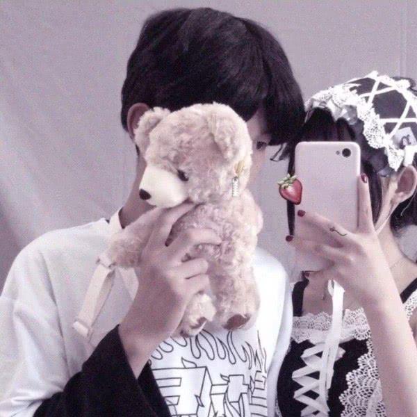 「情至切则爱无声」聊天还在发“在干嘛”？不妨改成这3句话，“脱单”只在下一秒