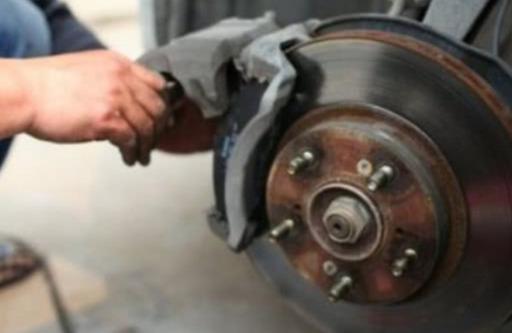 「奇趣汽车」汽车行驶几万公里，这5个零件估计得换，看看就知道了