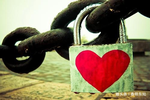【春明东灿】表达内心情感的短句，哪句戳心了？