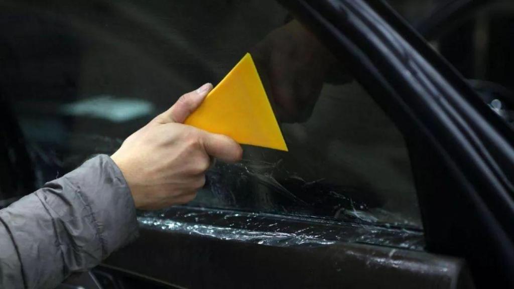 [爱车兵团]汽车也要像手机贴膜加个壳？ 不是每种养护都有必要