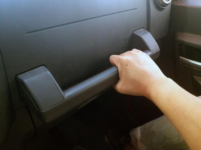 [汽车资讯]这辆粗糙的越野大玩具买车还不用摇号，体验皮卡版北京BJ40