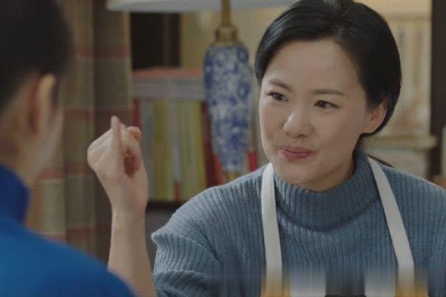 黄衣心理：网友们都喜欢的刘静，热爱生活，用慢速情绪反应通道应对问题