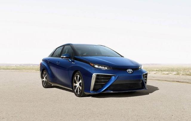 「家有汽车」国人还没学会走，日本人马上就推第二代了！氢能车真的势不可挡？